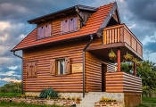 Seoski turizam Pirak – Ruralna kuća za odmor Lucija
